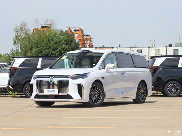 岚图泰山将于11月18日上市 岚图汽车第30万辆整车下线