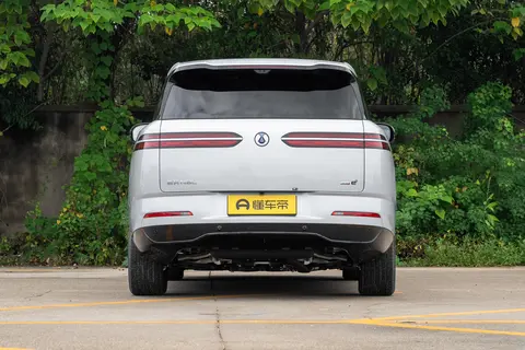 北方冬季用车新选择，腾势N8L让我解锁了冬日出行新玩法